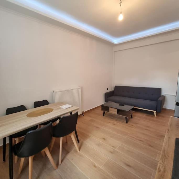 Thanos Apartment Птолемайда Екстериор снимка